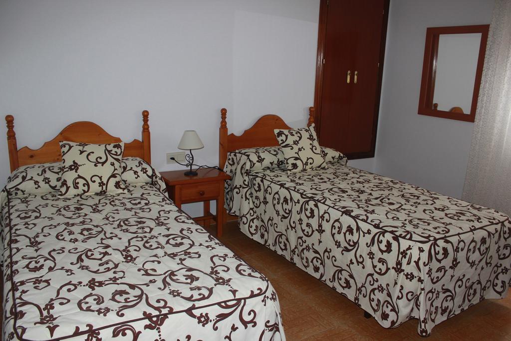 Pension Algarrobena Algarrobo Εξωτερικό φωτογραφία